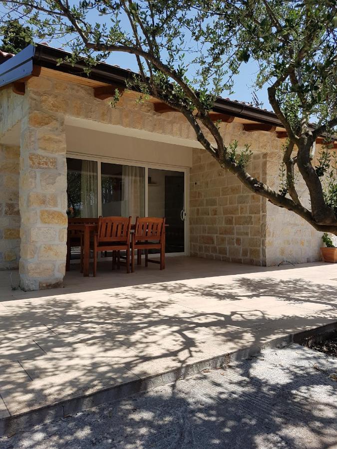 Apartmani Morovi Dvori Drage Exterior foto